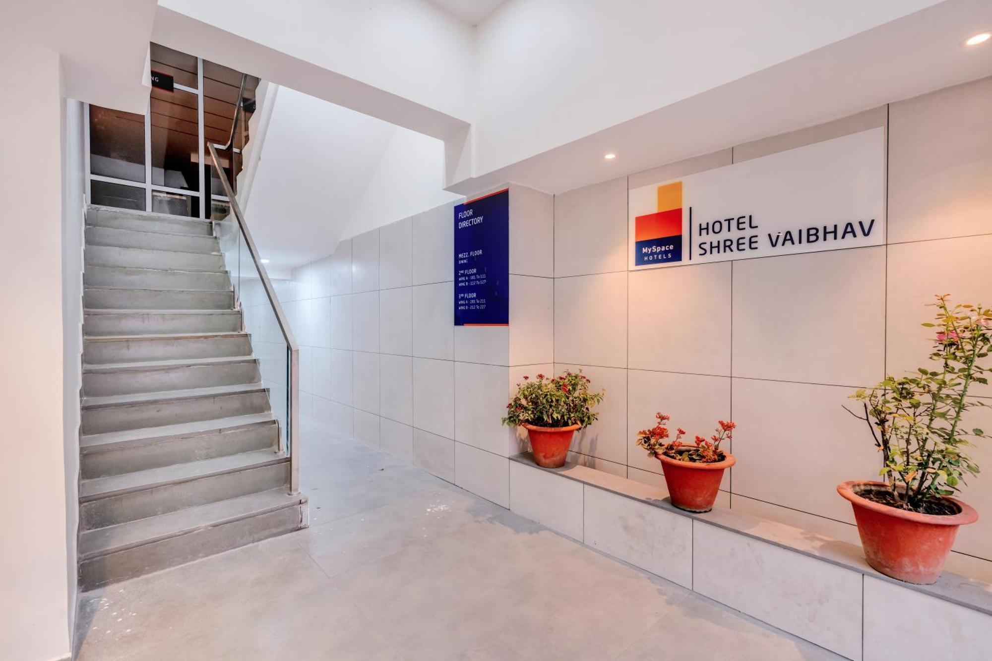Myspace Hotel Shree Vaibhav 那格浦尔 外观 照片