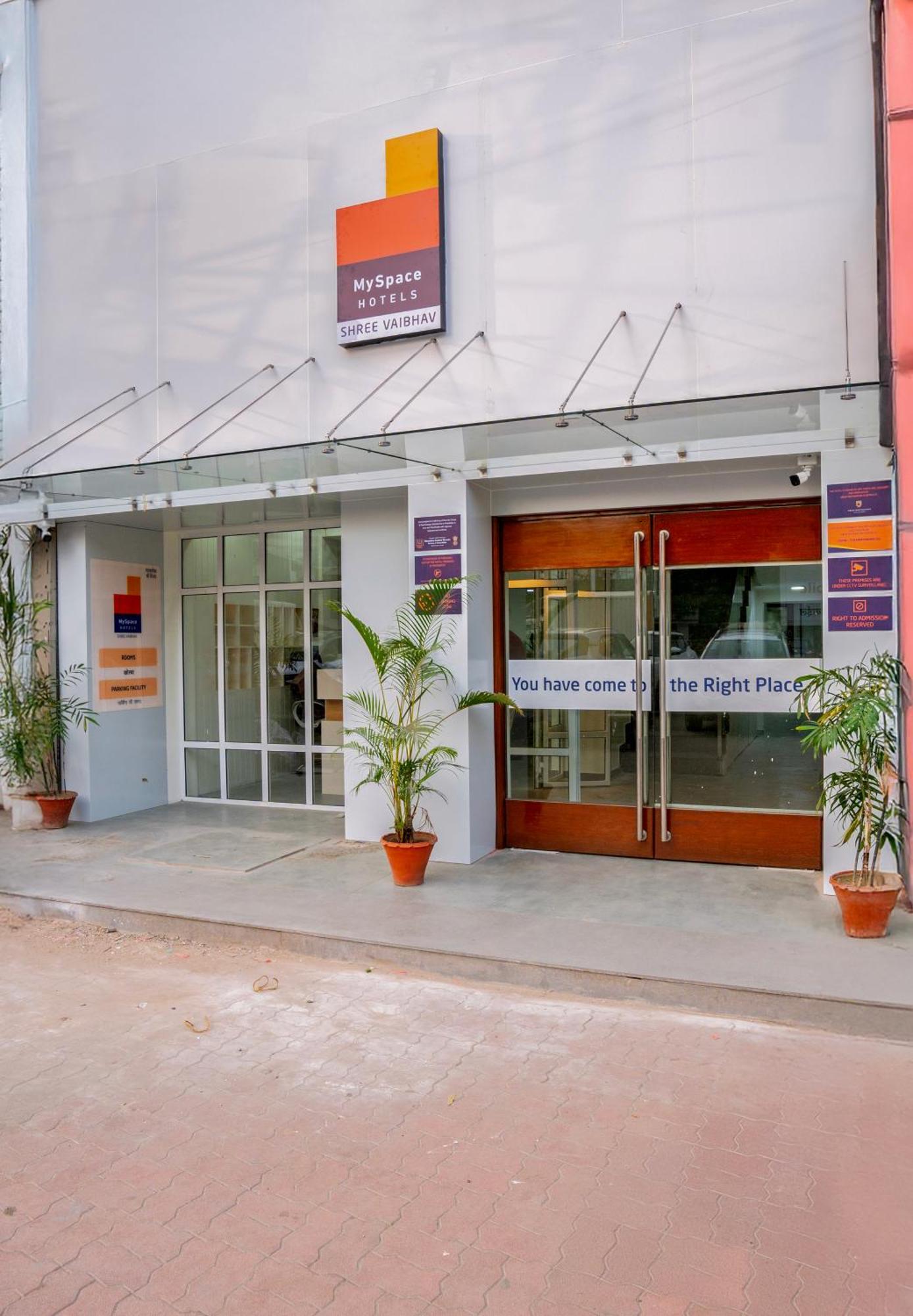 Myspace Hotel Shree Vaibhav 那格浦尔 外观 照片