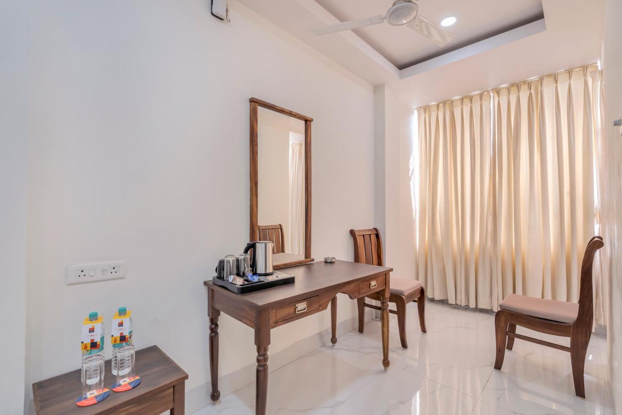 Myspace Hotel Shree Vaibhav 那格浦尔 外观 照片
